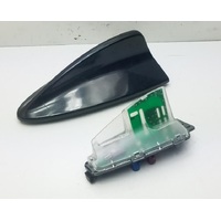 Shark Fin Style Roof Antenna / Aerial suit BMW 3 Series E90 Sedan 2005-2012